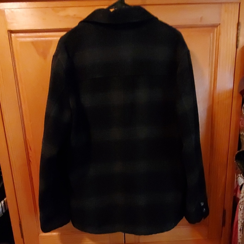 Wool coat - Picture 3 of 3